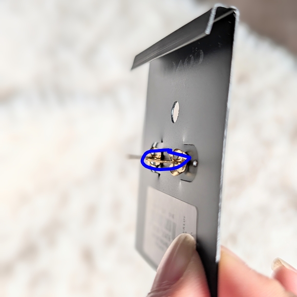 Coach White Daisy Enamel Gold Drop Earrings - Picture 5 of 5